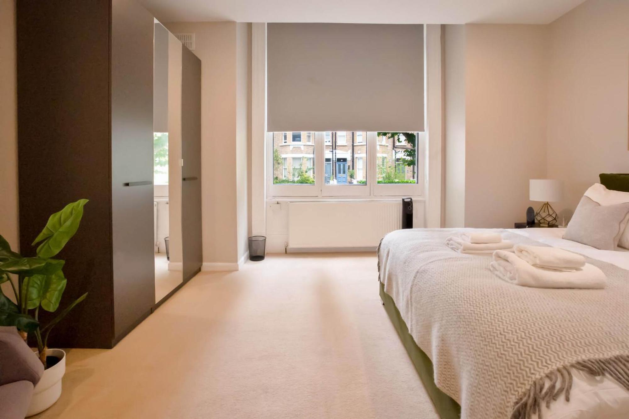 Primrose Hill Park Apartment London Room photo