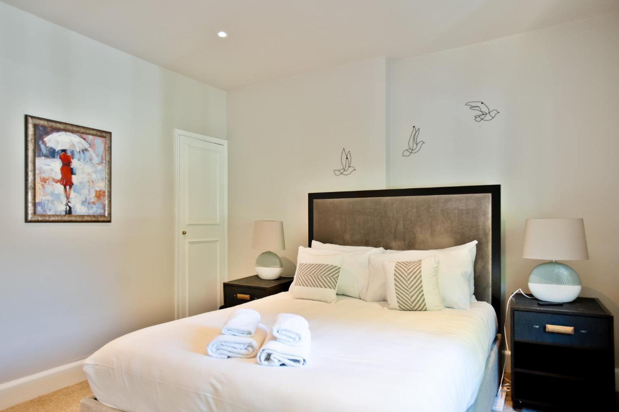 Primrose Hill Park Apartment London Room photo