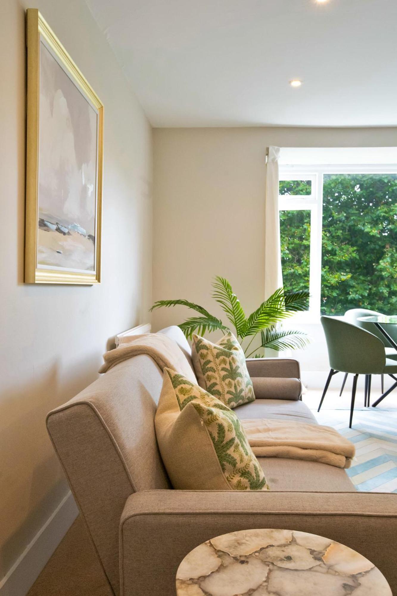 Primrose Hill Park Apartment London Room photo