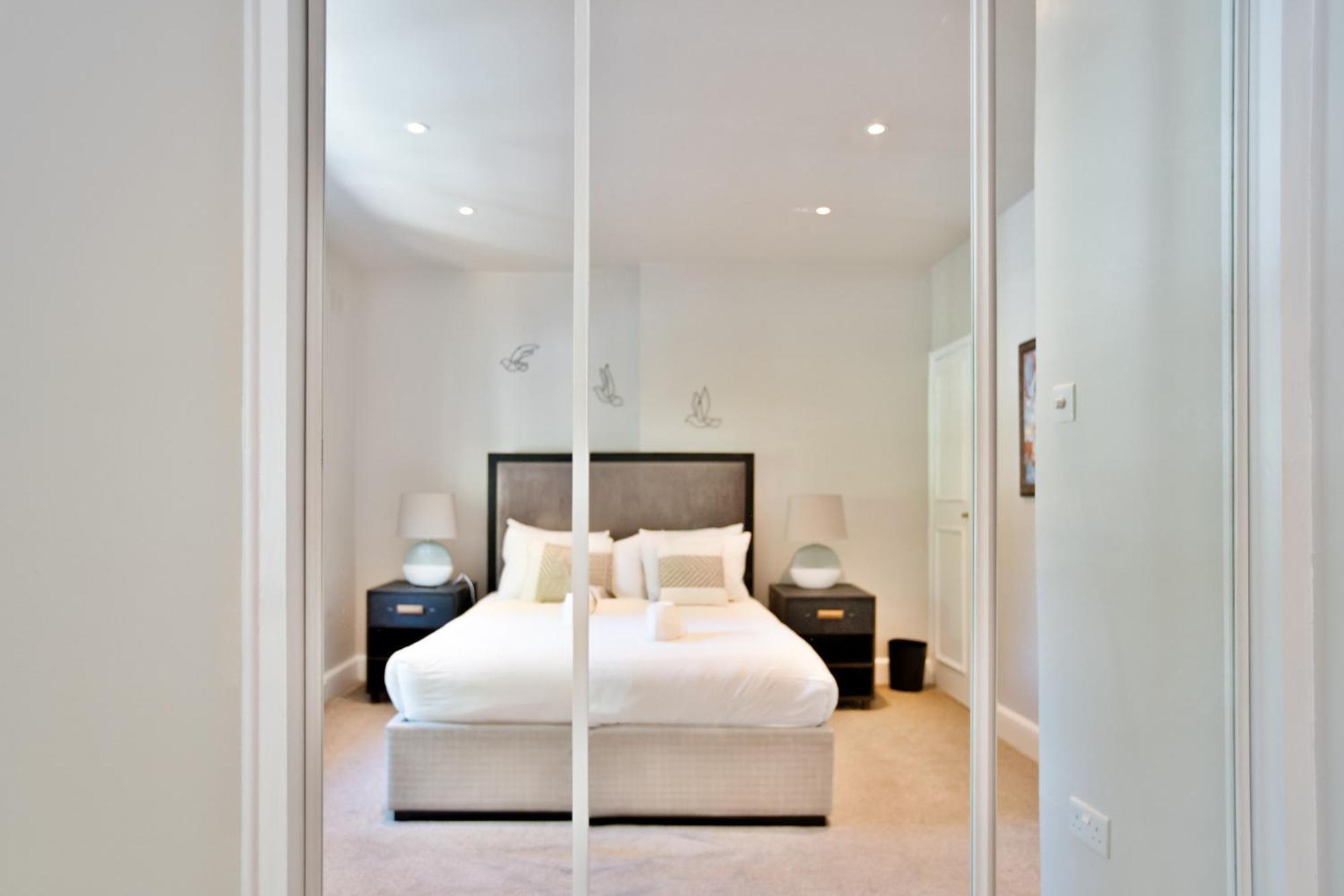 Primrose Hill Park Apartment London Room photo